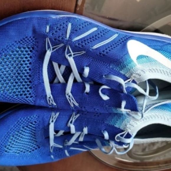 Men's Nike Free size 9 - Picture 2 of 7